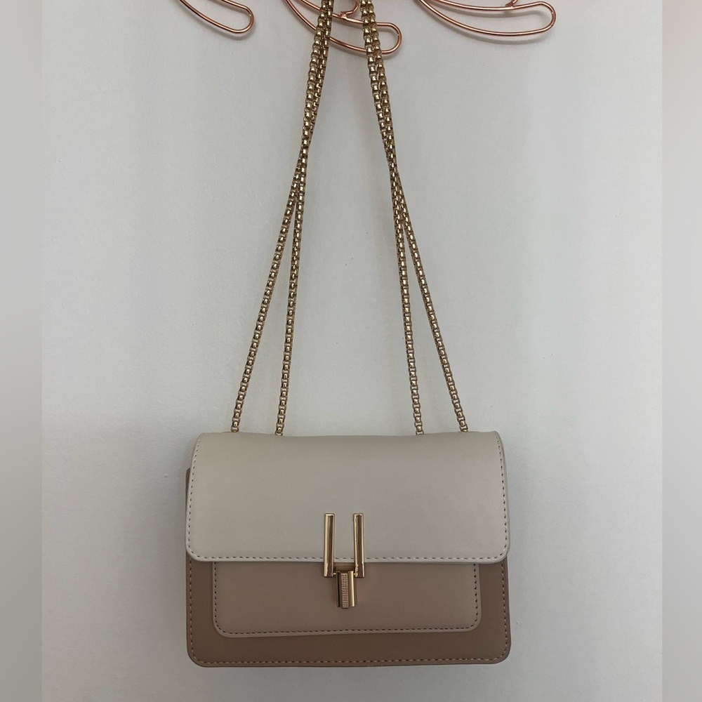 Color-Block Crossbody Bag - Picture 7 of 8